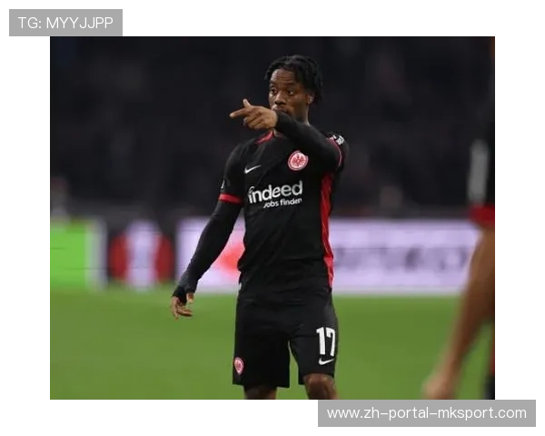 法兰克福多名前锋伤缺,进攻端重组迫在眉睫 法兰克福多名前锋伤缺,进攻端重组迫在眉睫